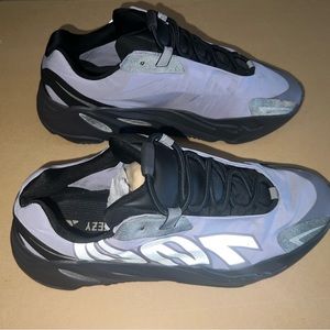 Yeezy 700 MNVN Geode Size 11.5 (used with box)